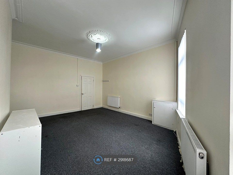 Property photo 3 of 8 Living Room