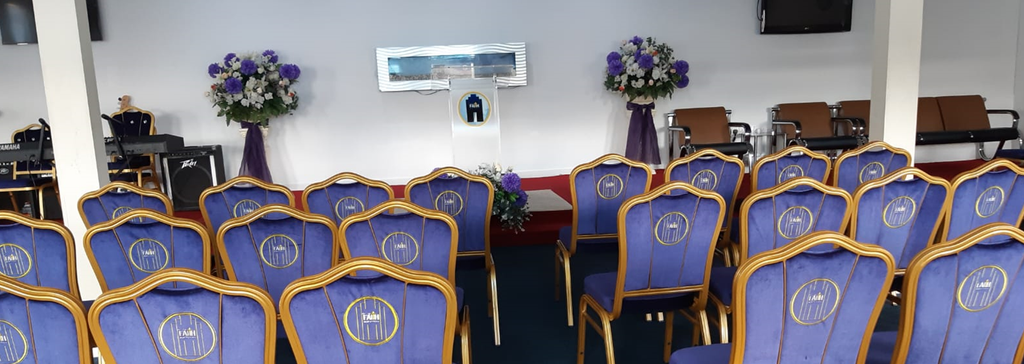 Property photo 1 of 3 Hall1