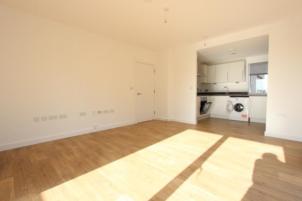 Property photo 3 of 8 Photo 3