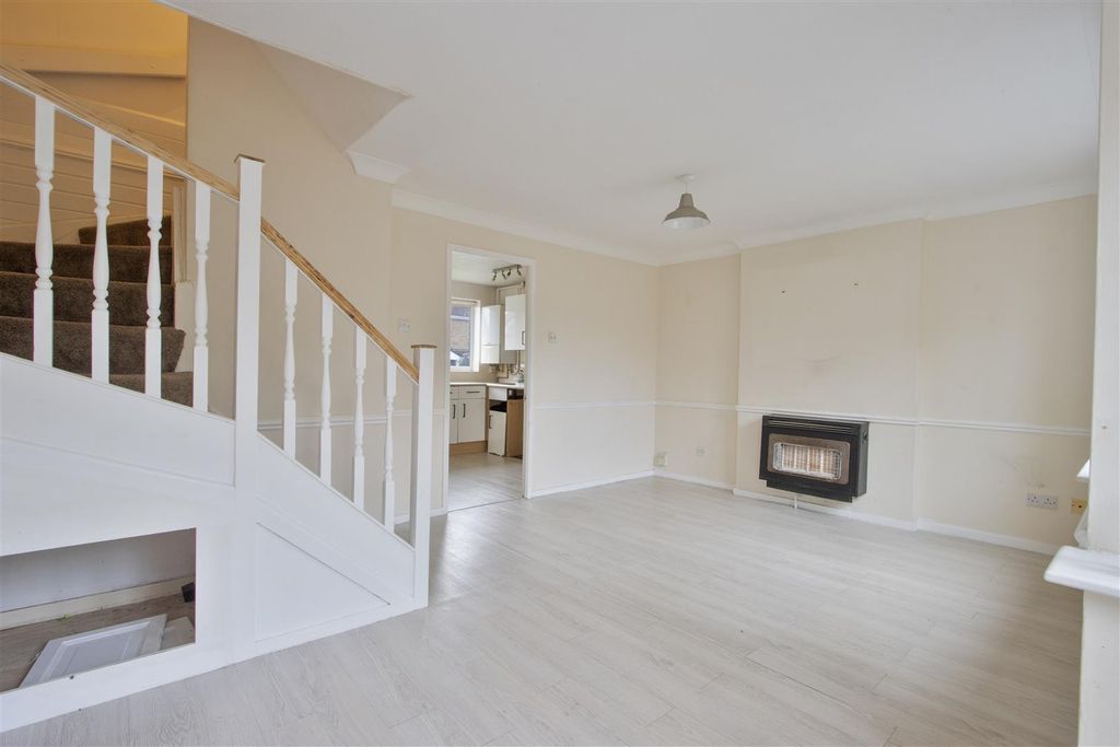 Property photo 2 of 15 Lounge/Diner