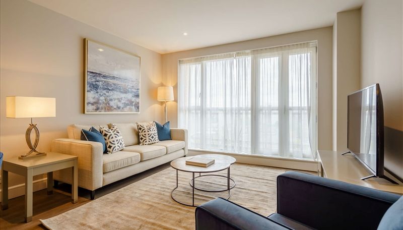 Property photo 1 of 6 2 Bed Flat To Let Canary Wharf