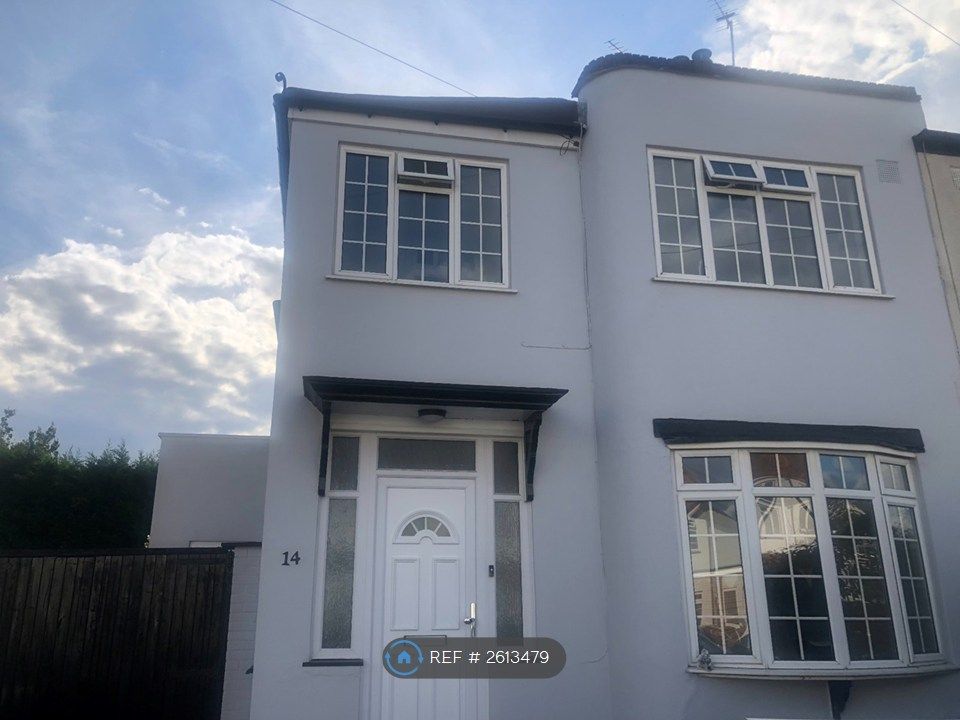 Property photo 1 of 21 Front