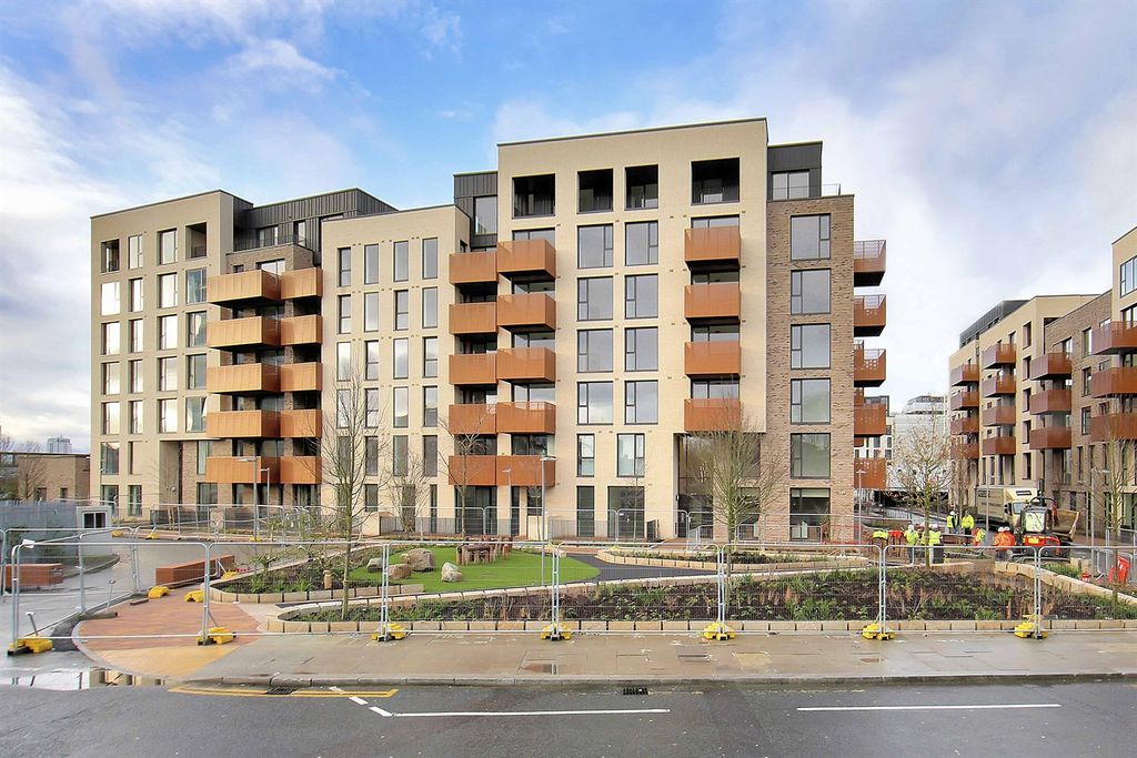 Property photo 1 of 14 (Main) (Email)