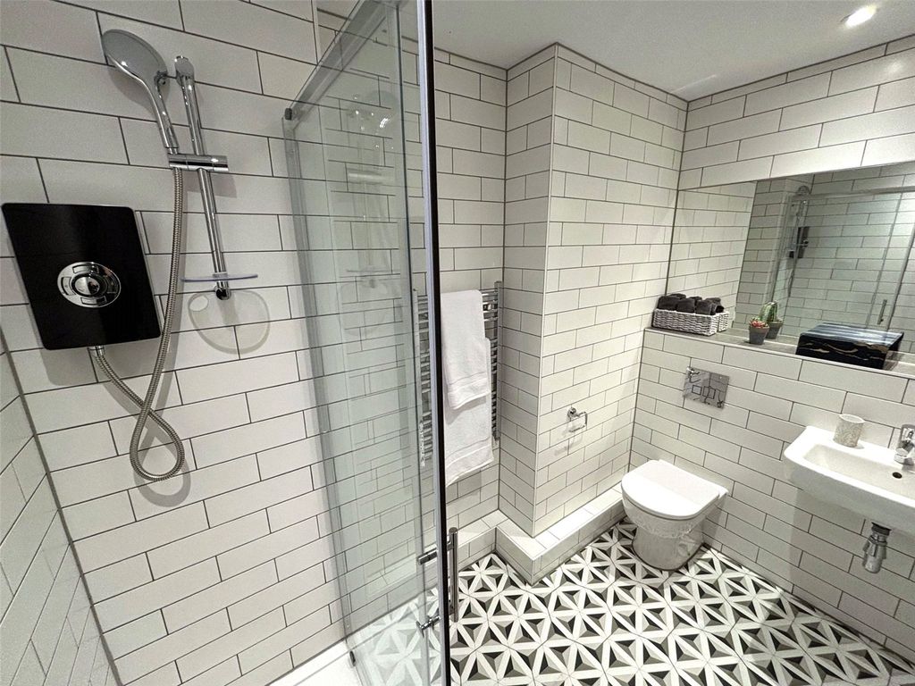 Property photo 2 of 9 Picture No. 01