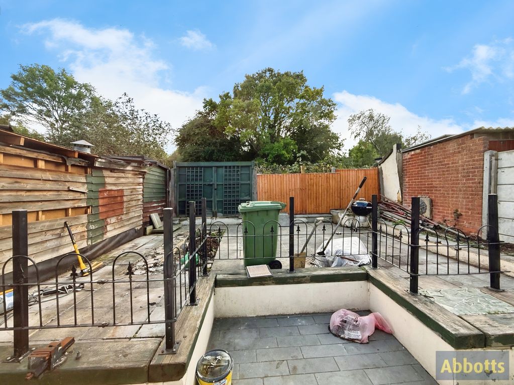 Property photo 3 of 4
