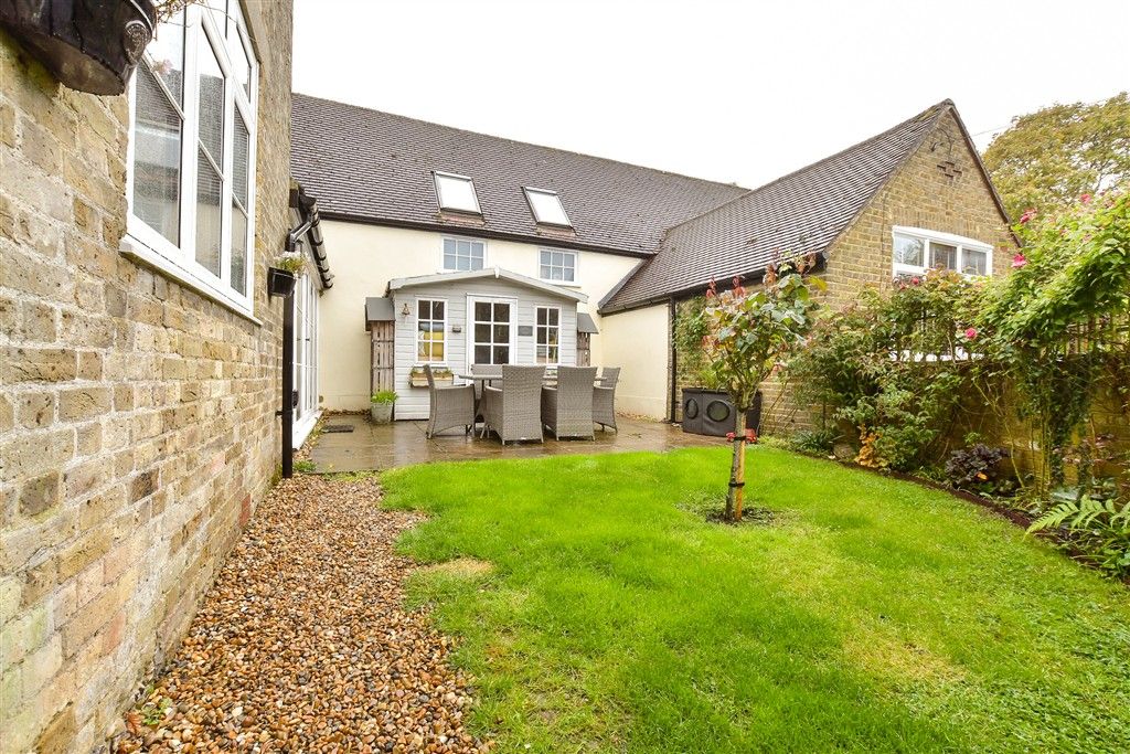 Property photo 2 of 14 Rear Garden