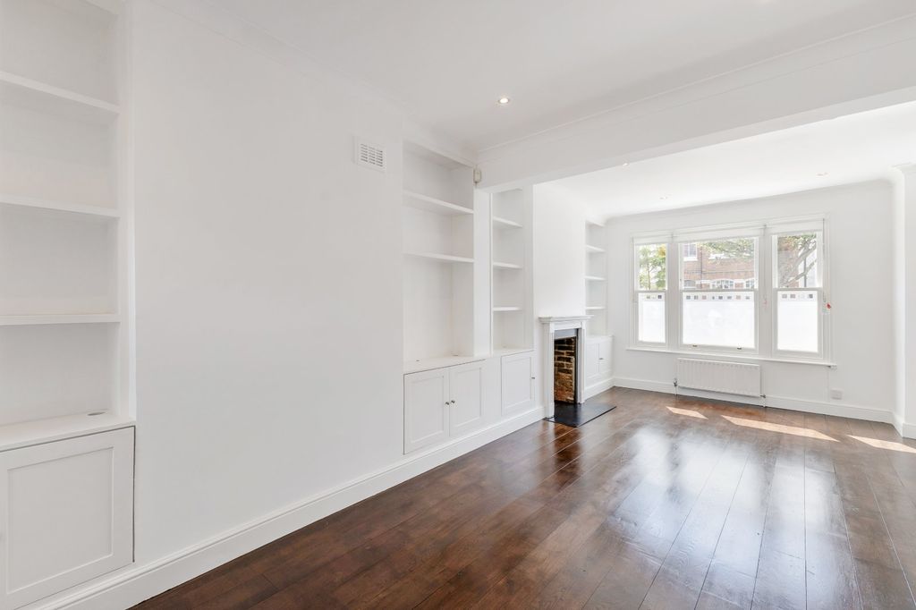 Property photo 3 of 13 Reception Room