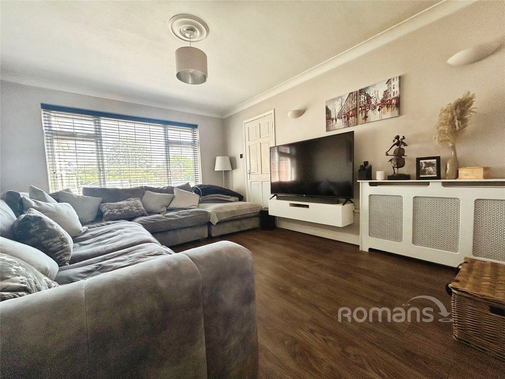 Property photo 2 of 13 Picture No. 25