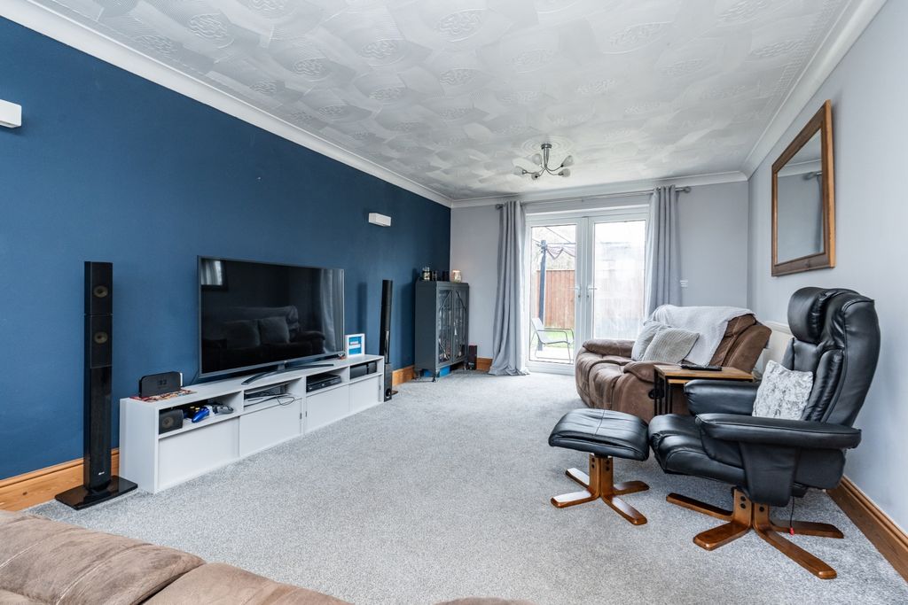 Property photo 2 of 29 2