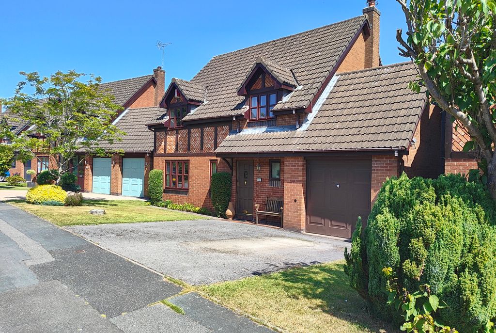 Property photo 2 of 19