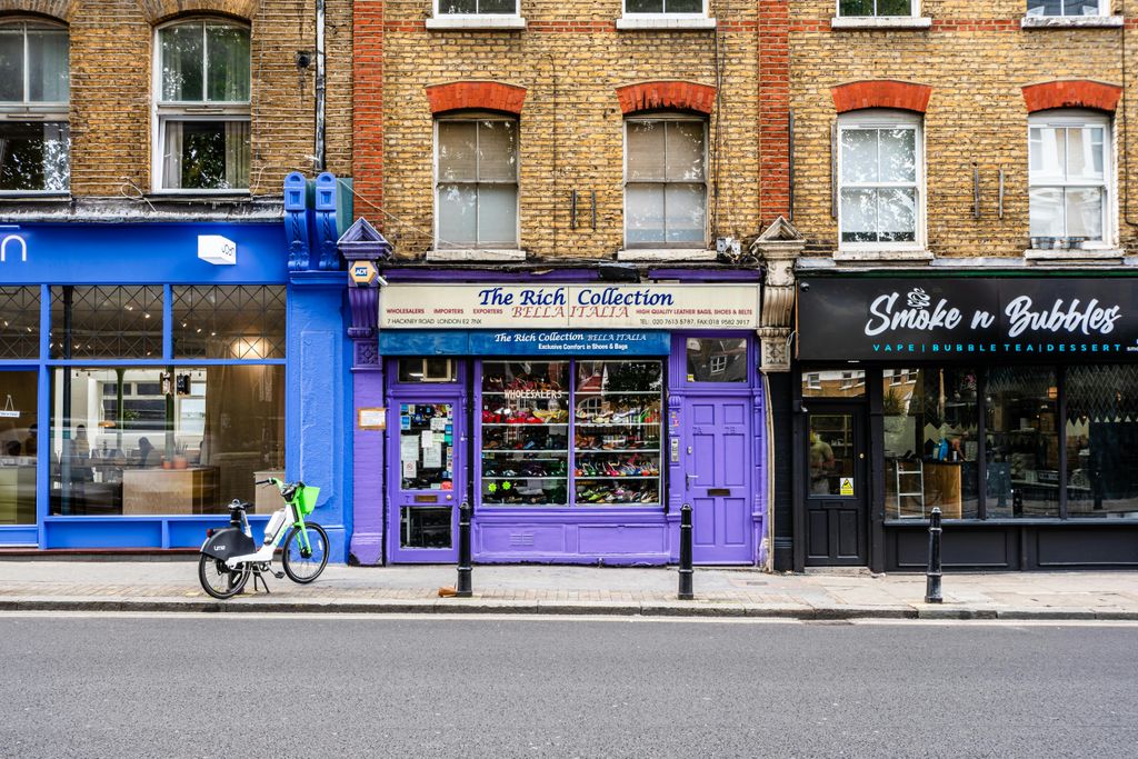 Property photo 1 of 8 Hackney Rd 7  2.Jpg