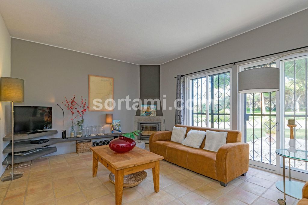 Property photo 2 of 27
