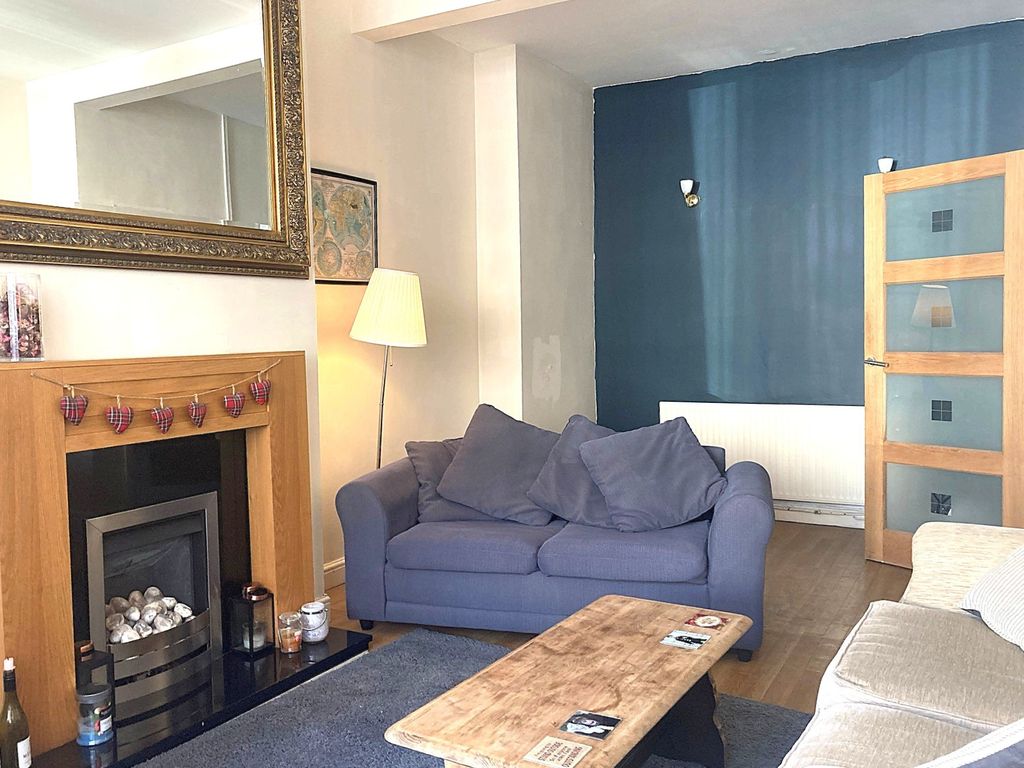 Property photo 3 of 13