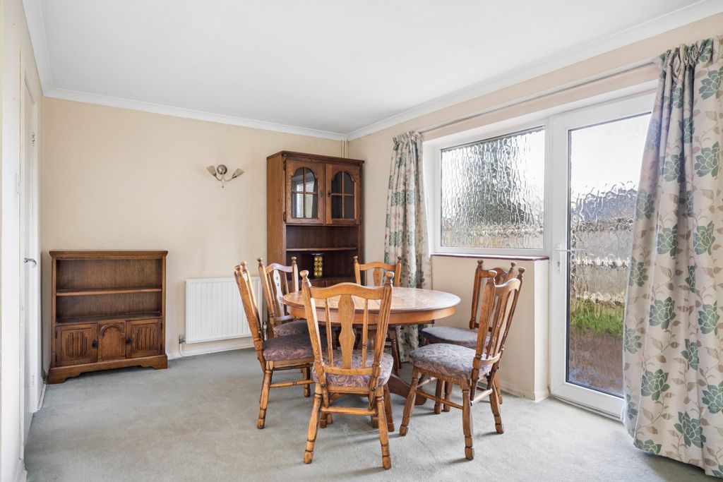 Property photo 3 of 25 Dining Room