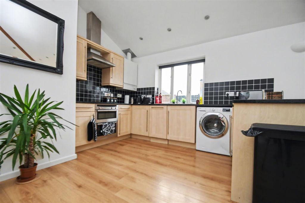 Property photo 3 of 10 Dsc_9397.Jpg