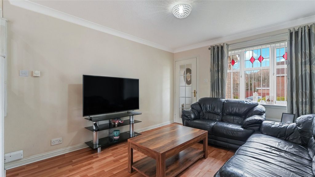 Property photo 2 of 17 2