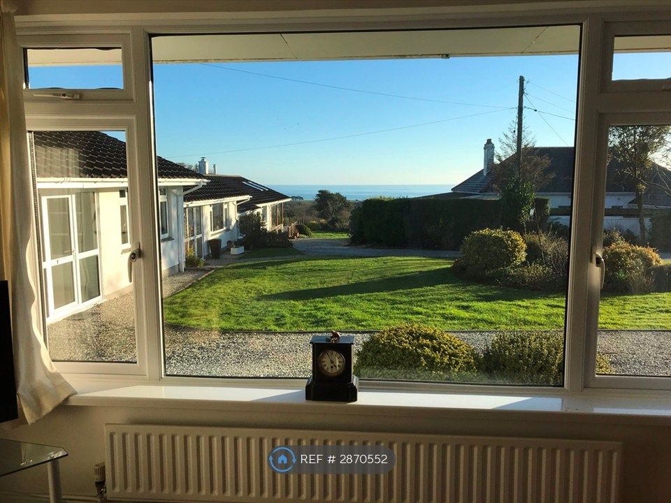 Property photo 1 of 15 Lounge View