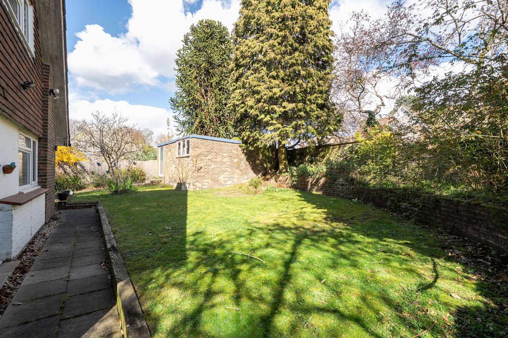 Property photo 2 of 15