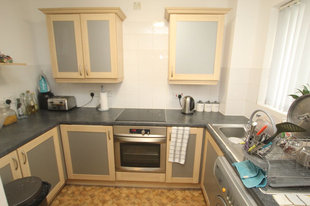 Property photo 3 of 5