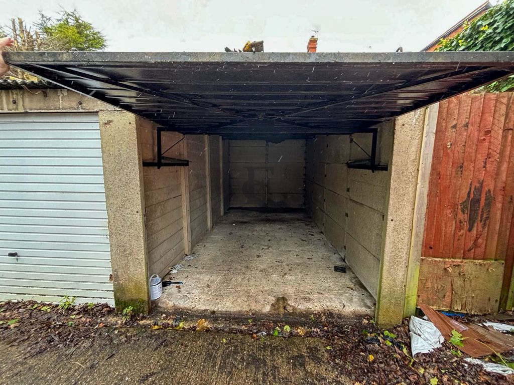 Property photo 1 of 1