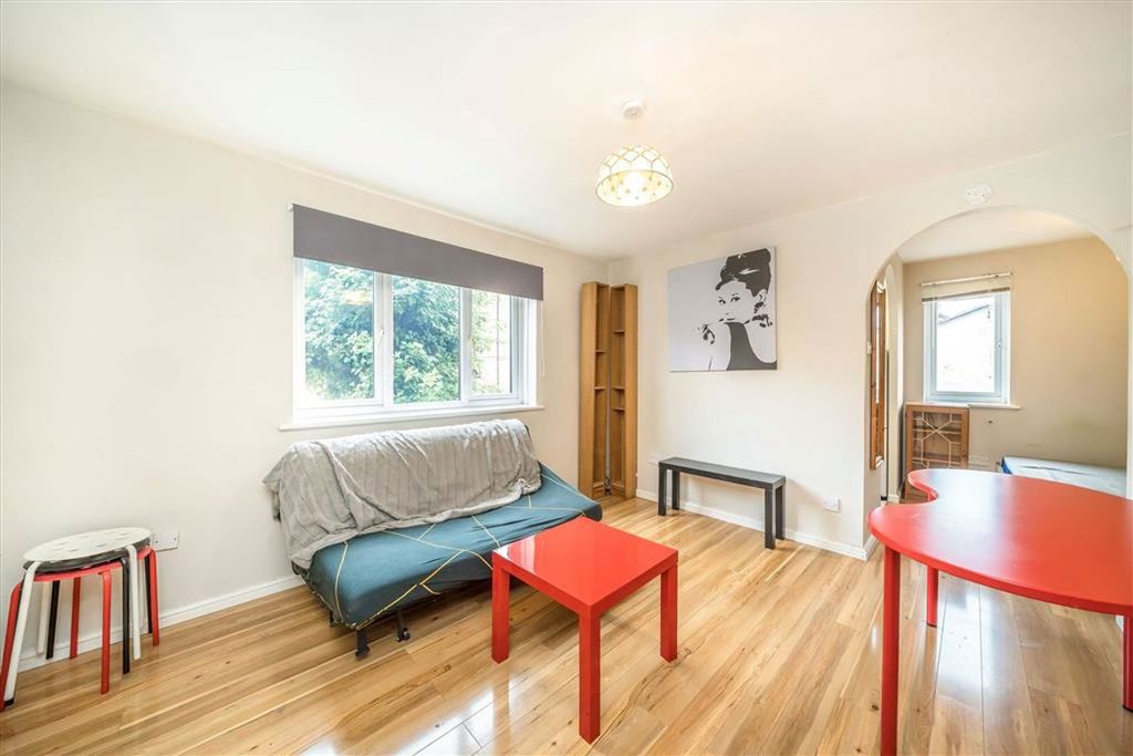 Property photo 2 of 5