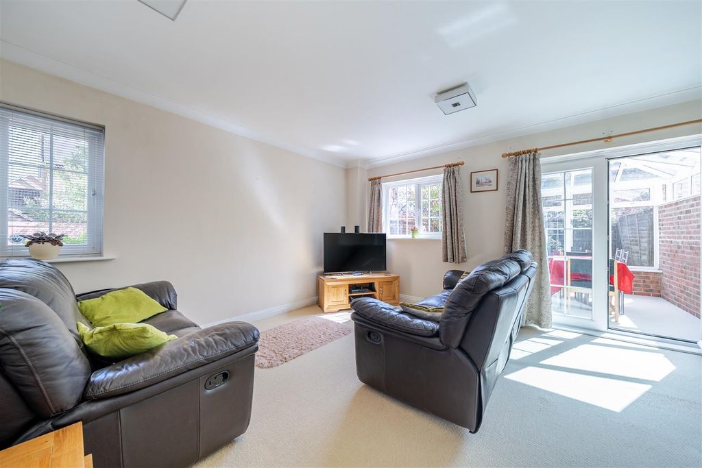 Property photo 3 of 22 1437751-3-69d64Edfd90cc.Jpg