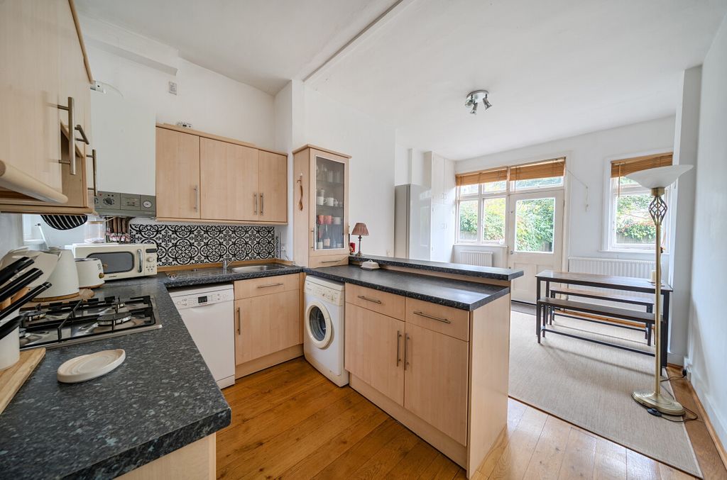 Property photo 2 of 23 1370709-5-68F1Ff8...