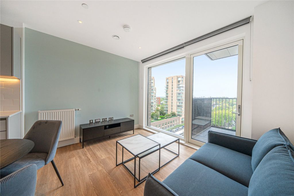 Property photo 2 of 17 Picture No. 27