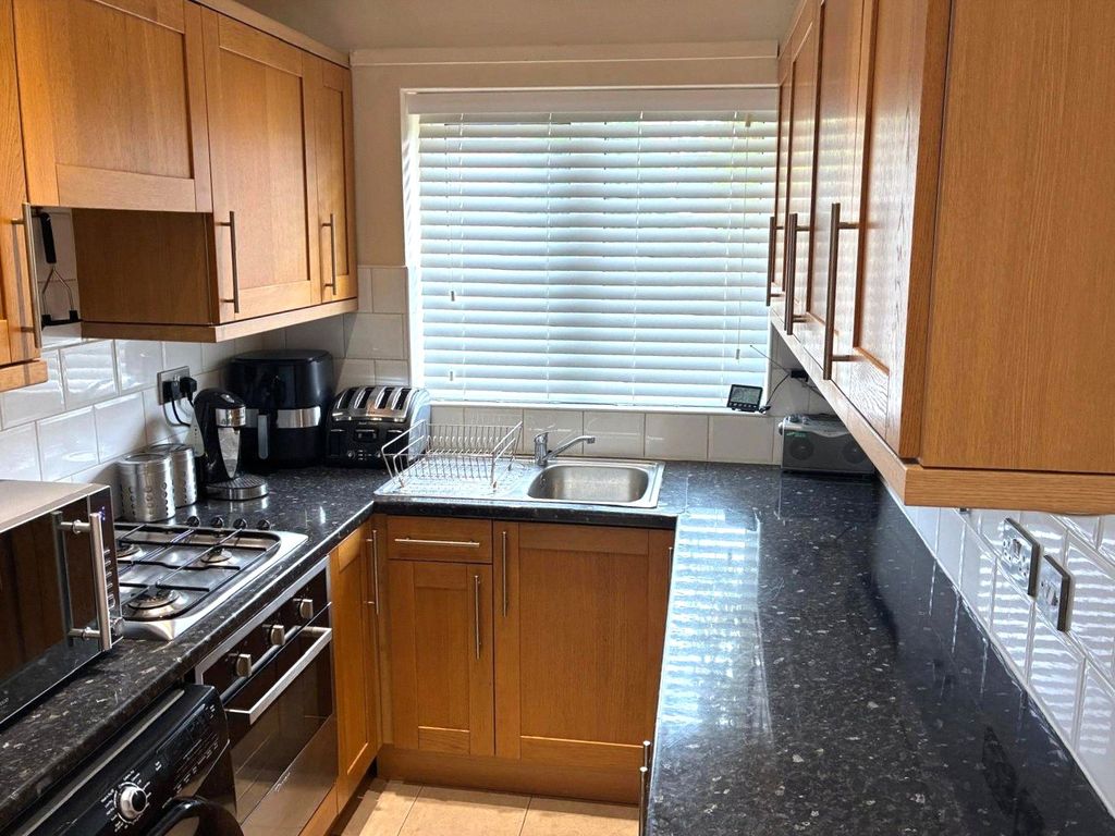 Property photo 3 of 13 Picture No. 41
