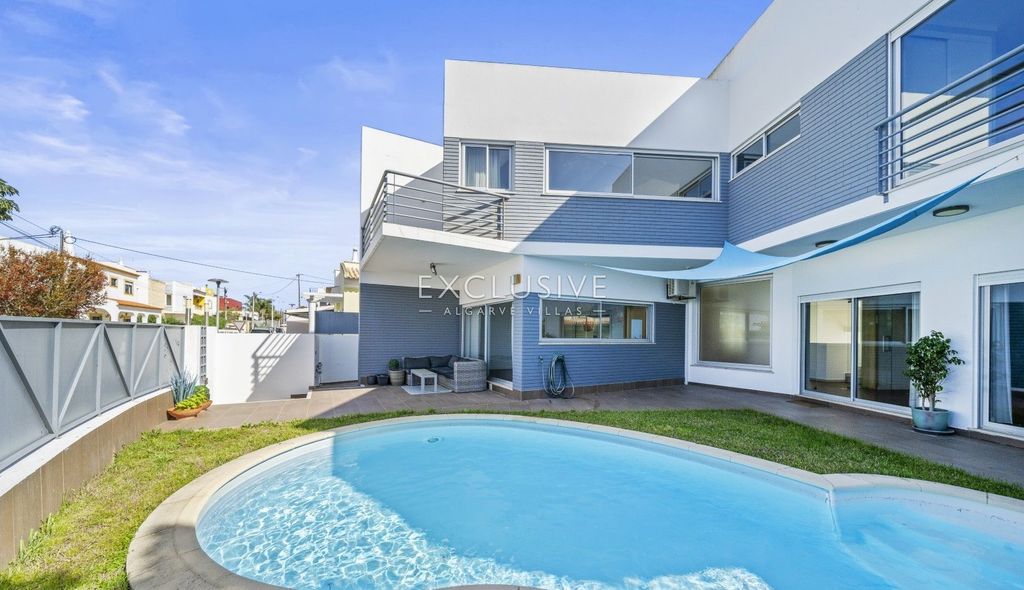 Property photo 1 of 30