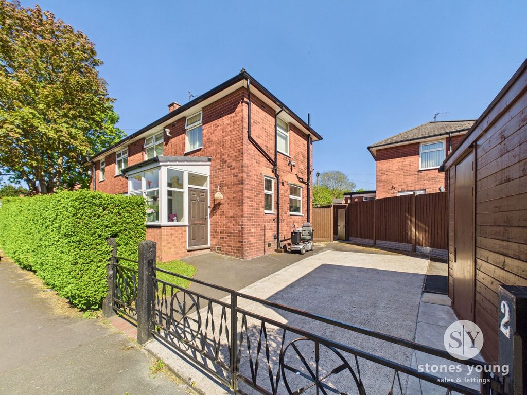 Property photo 1 of 18