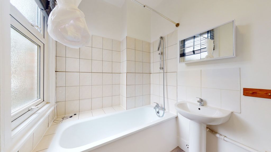 Property photo 3 of 6 Bathroom