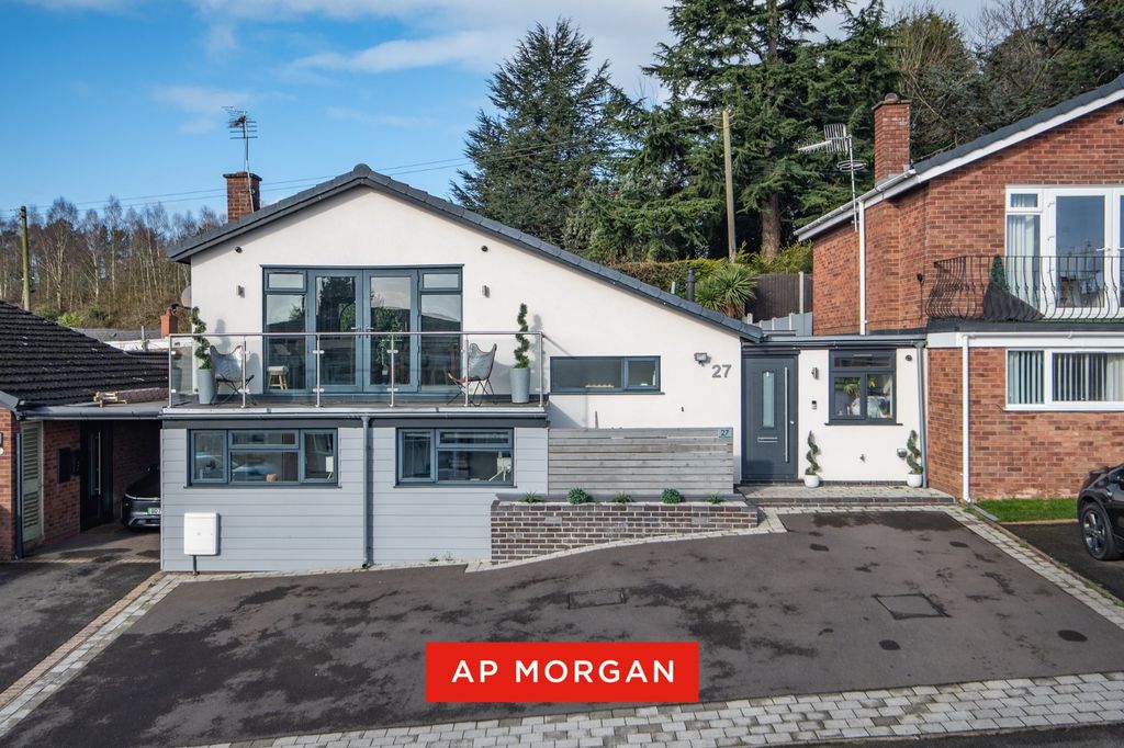 Property photo 1 of 23 Picture No. 11