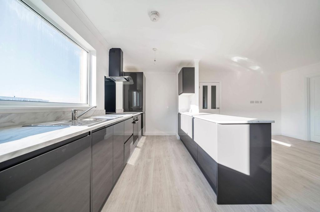 Property photo 2 of 13 Davidson Frost-Wellings,Dfw,Open Plan Kitchen.Jpg