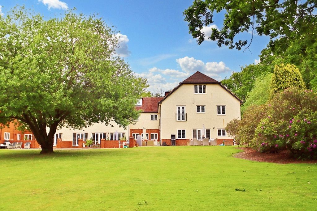 Property photo 1 of 16 Picture No. 26