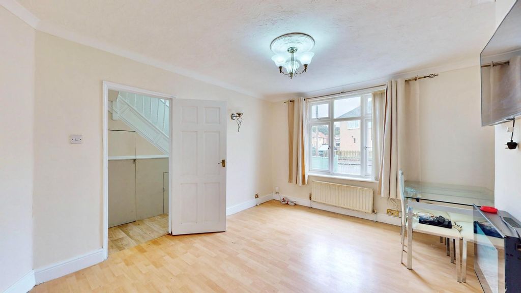 Property photo 3 of 18 33-Sheppey-Road-09112025_170131.Jpeg
