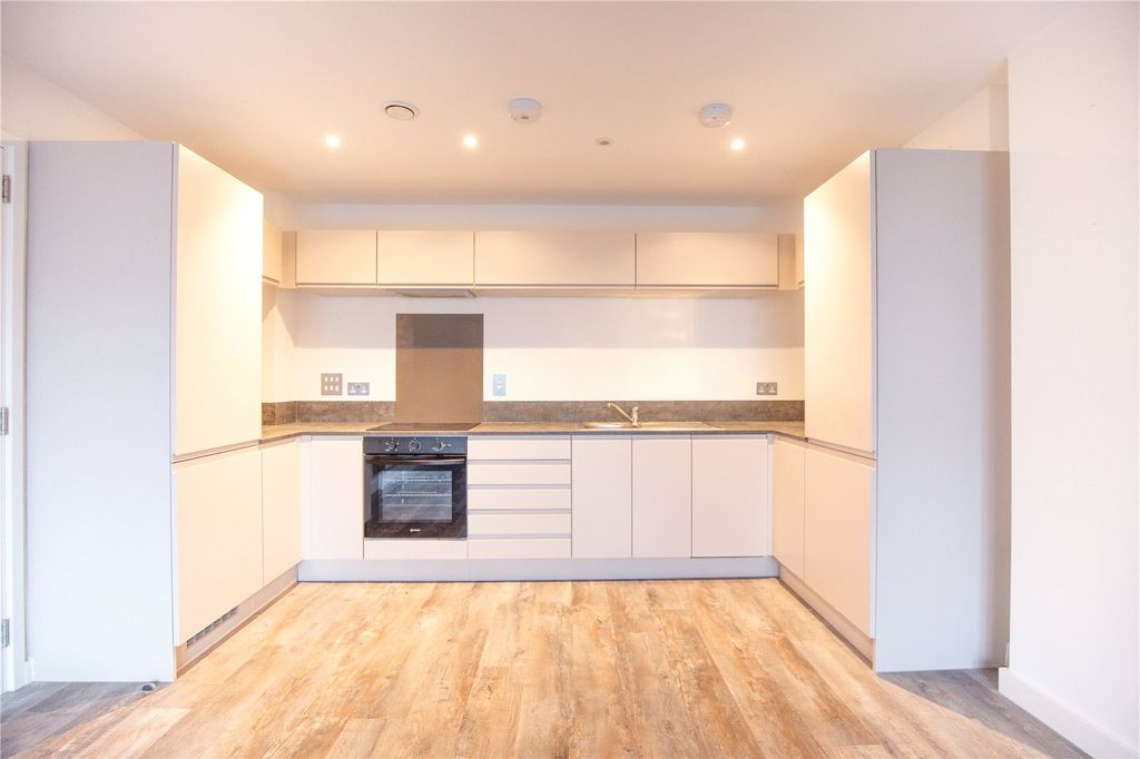 Property photo 1 of 15 Picture No. 09