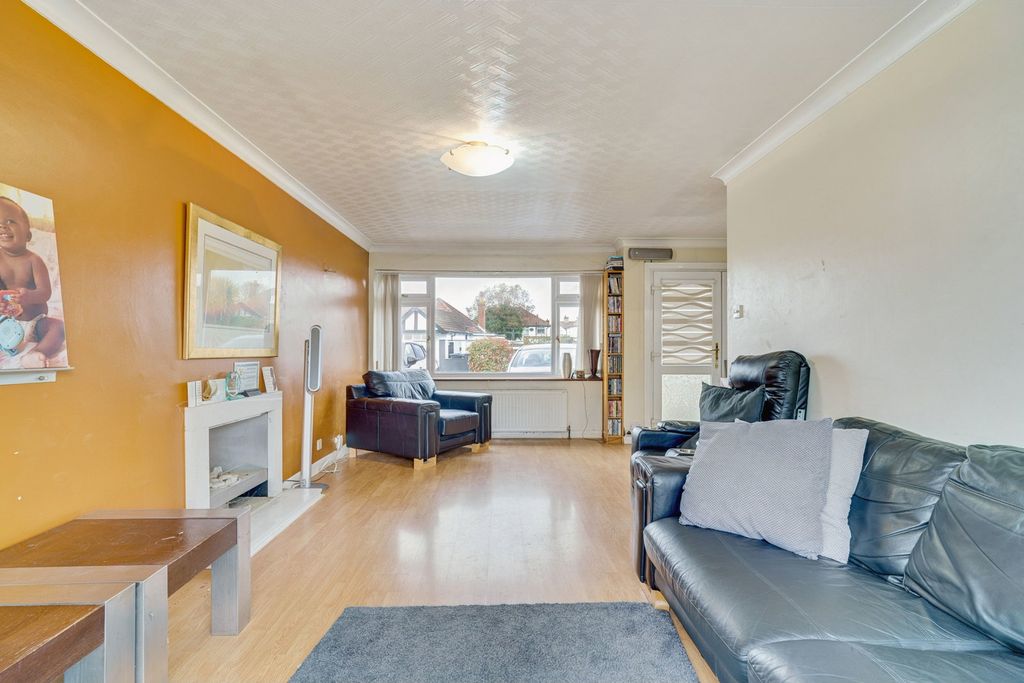 Property photo 2 of 22