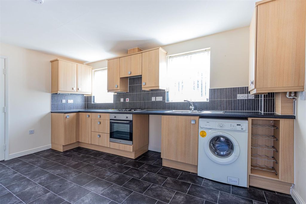 Property photo 3 of 11 Gotre Fawr 119-8.Jpg