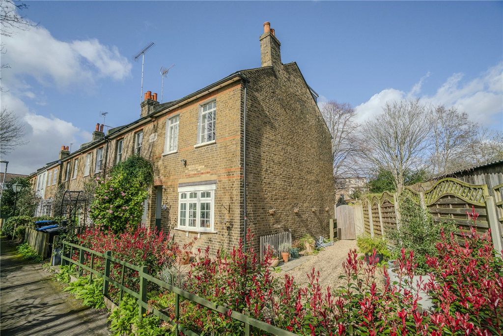 Property photo 2 of 16 Picture No. 45