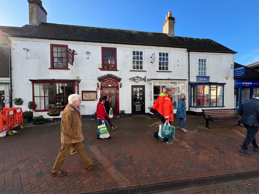 Property photo 2 of 15 Picture No. 10