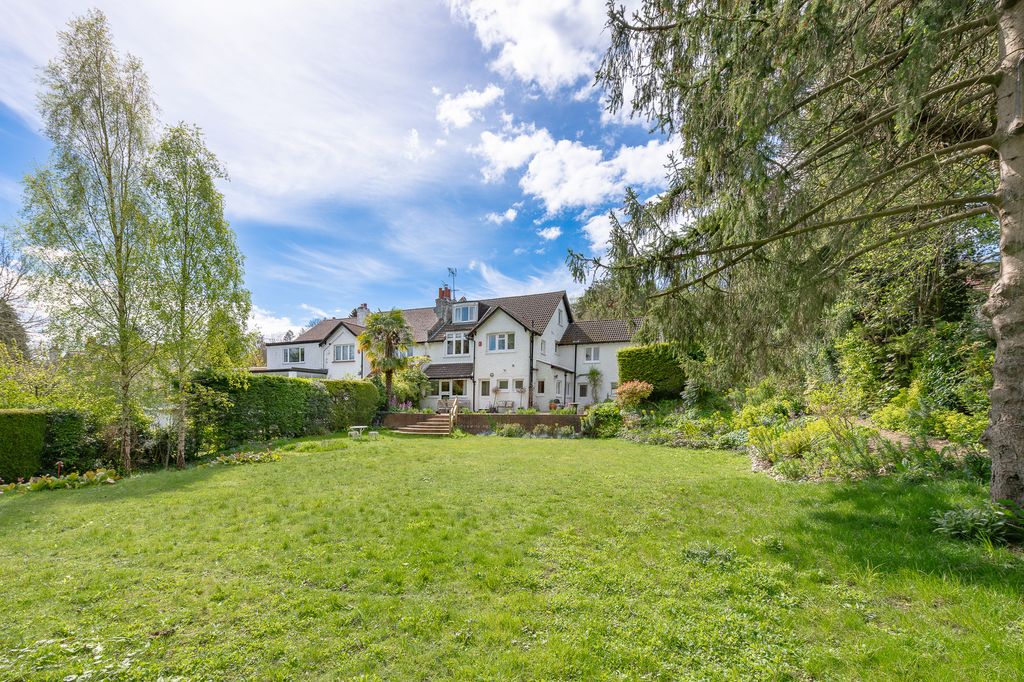 Property photo 1 of 23