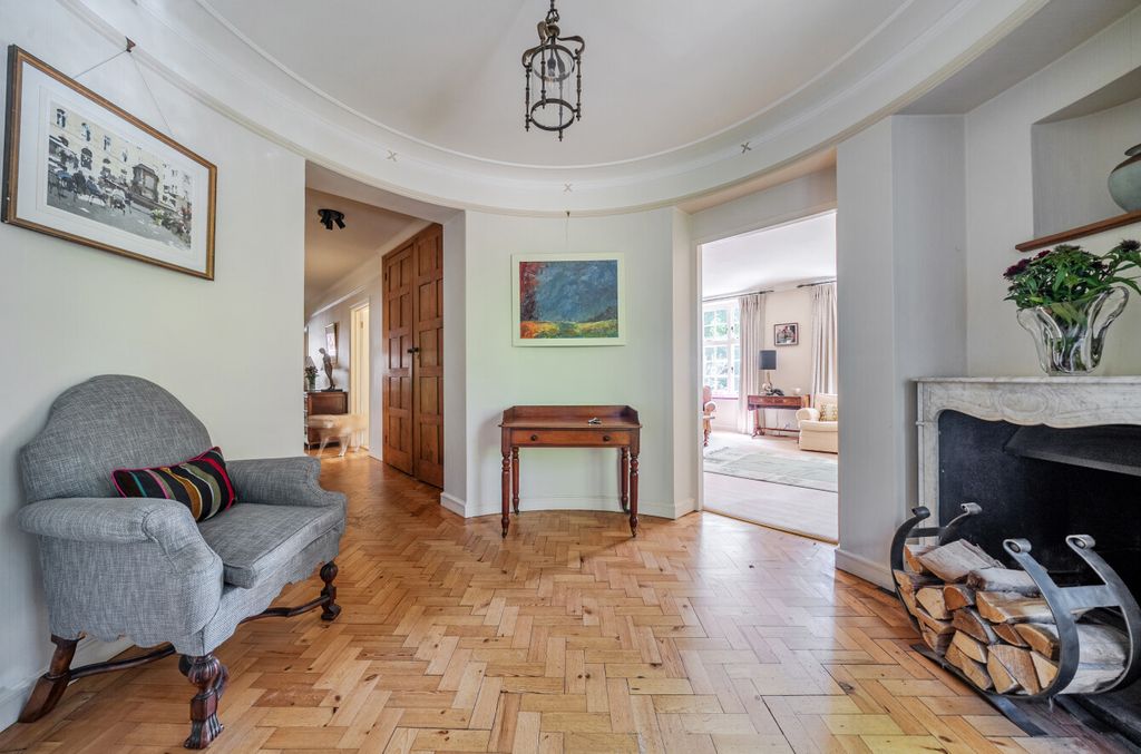 Property photo 3 of 25 1457369-19-6A05F4...