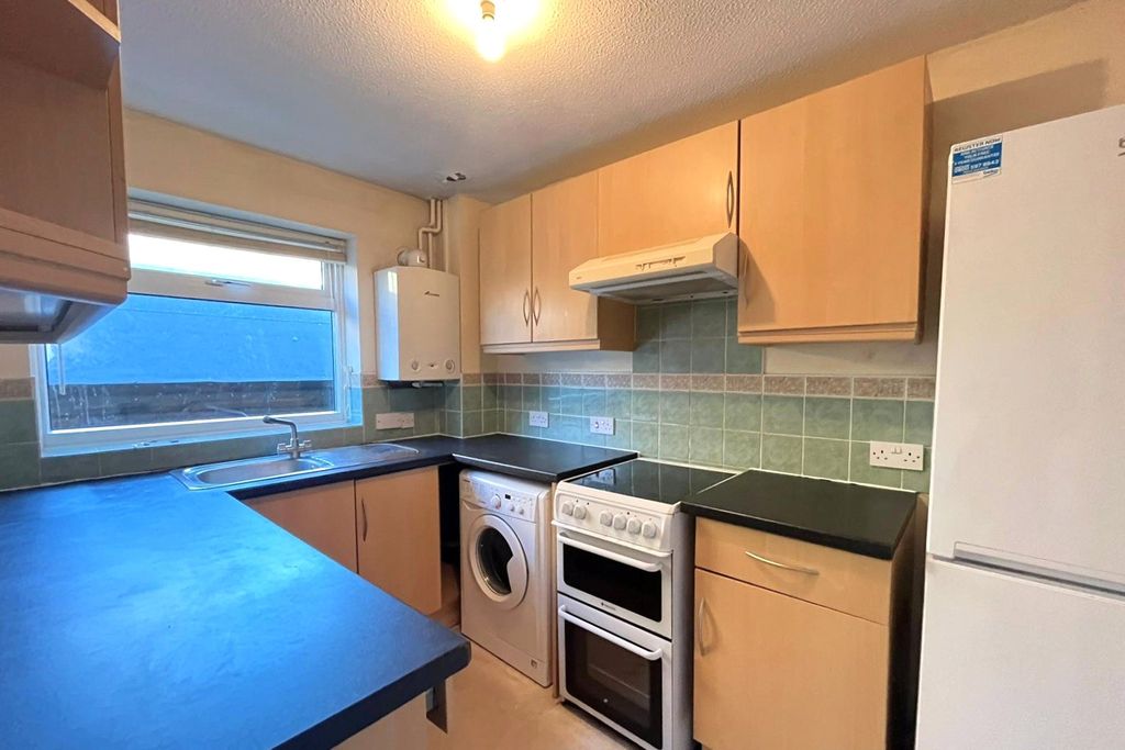 Property photo 3 of 13 Picture No. 24