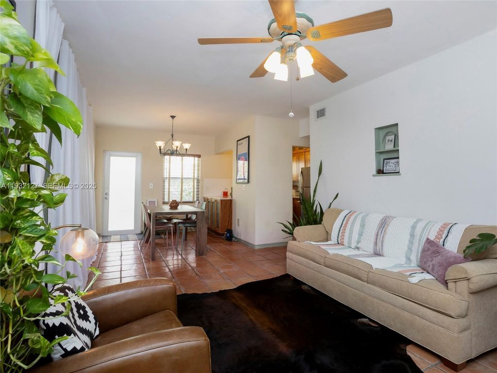 Property photo 2 of 34 <Alttext/>
