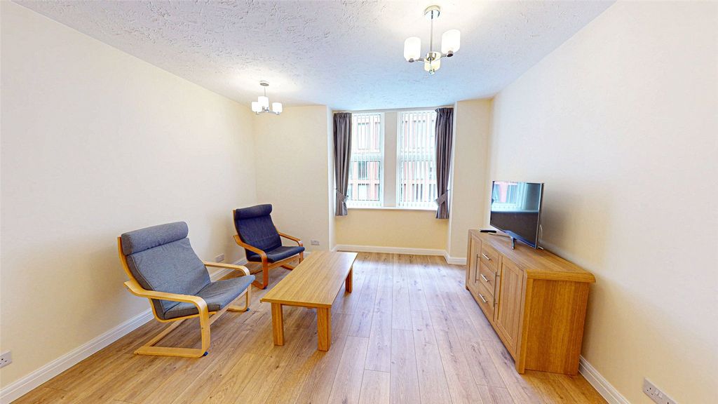 Property photo 2 of 12 Picture No. 03