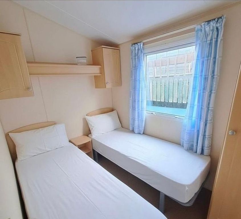 Property photo 2 of 6 Photo 5