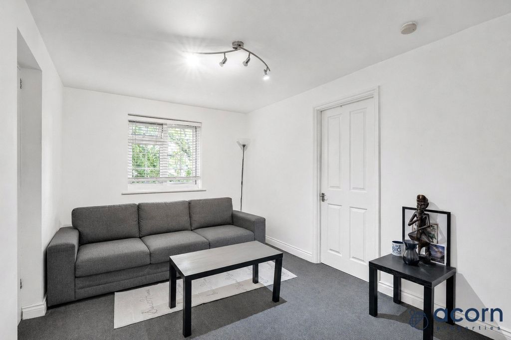 Property photo 3 of 12 Picture No. 22