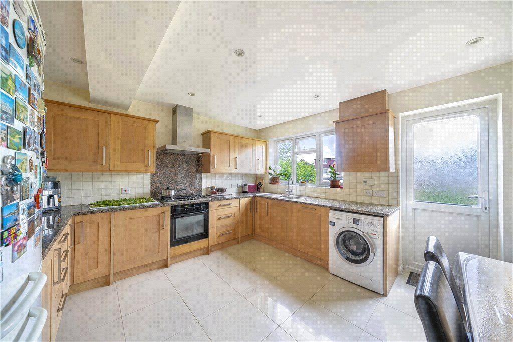 Property photo 3 of 15 Picture No. 11