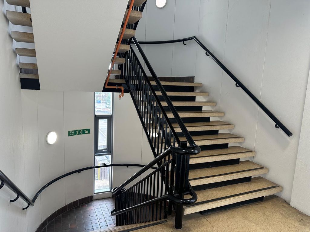 Property photo 2 of 2